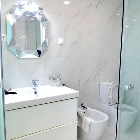 Apartament Coqueto Y Luminoso Piso Junto Al Mar, Con Garaje *